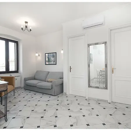 Stylish - Centre Apartment Theatre View Rijeka Exterior photo