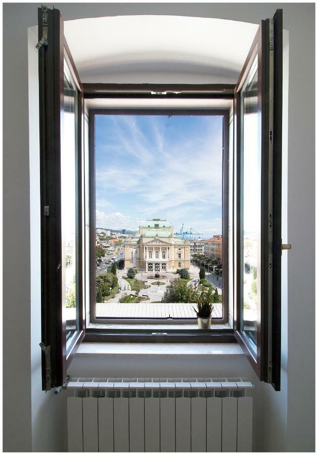 Stylish - Centre Theatre View Rijeka